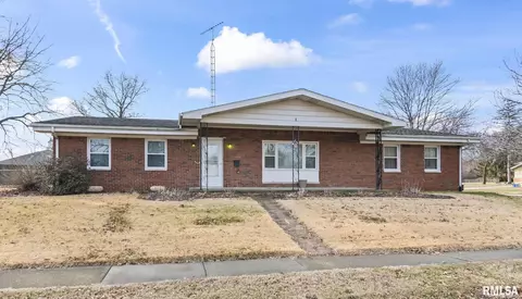 6 Andover Dr, Springfield, IL 62704 photo 2