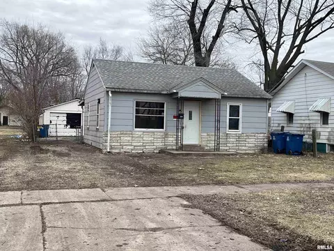 816 Indiana Ave, Springfield, IL 62702