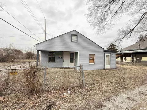 Other - 916 W Maple Ave N, Springfield, IL 62702 photo 1 of 4