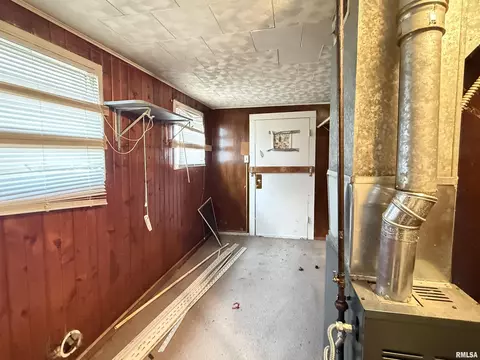 Other - 916 W Maple Ave N, Springfield, IL 62702 photo 4 of 4