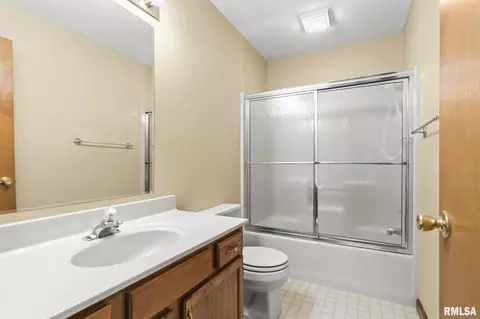 2701 Chase Dr, Springfield, IL 62704 photo 27