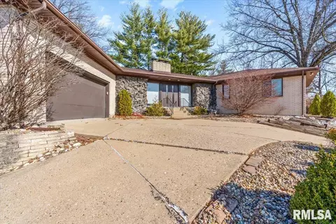 1 Blackberry Run, Springfield, IL 62704 photo 2