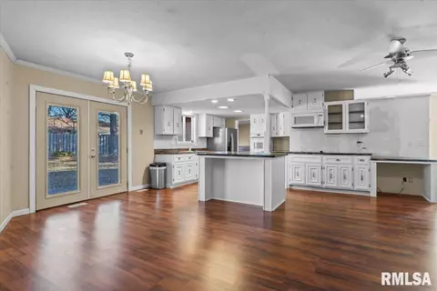 1 Blackberry Run, Springfield, IL 62704 photo 10