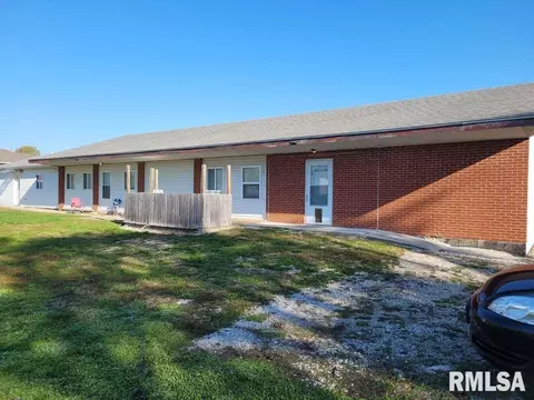 114 Central Ave, Kincaid, IL 62540