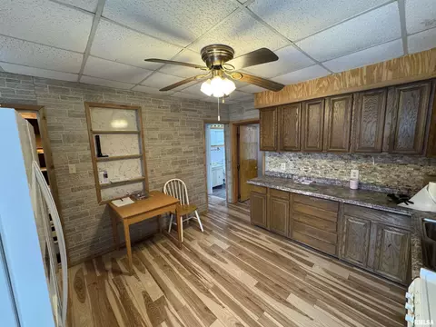 2901 S 14th St, Springfield, IL 62703 photo 4