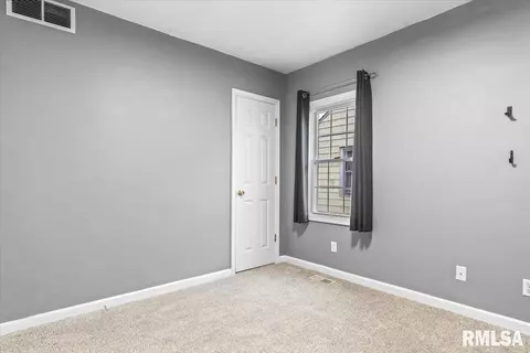 2828 S 5th St, Springfield, IL 62703 photo 15