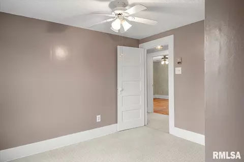 Bedroom - 2449 Yale Blvd, Springfield, IL 62703 photo 6 of 6