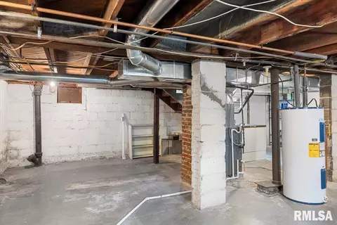 Other - 2449 Yale Blvd, Springfield, IL 62703 photo 8 of 11