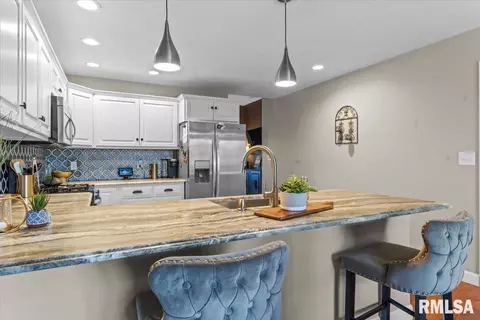 Kitchen - 4200 Amy Ct, Springfield, IL 62711 photo 3 of 4