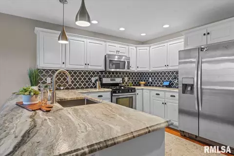 Kitchen - 4200 Amy Ct, Springfield, IL 62711 photo 1 of 4
