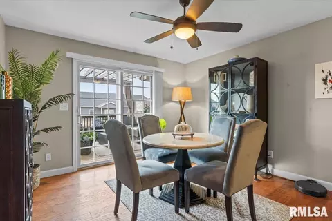 Dining - 4200 Amy Ct, Springfield, IL 62711 photo 1 of 3