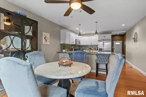 Dining - 4200 Amy Ct, Springfield, IL 62711 photo 2 of 3