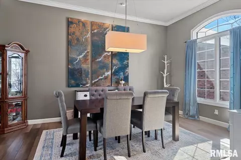 Dining - 4405 Fiddlers Bnd, Springfield, IL 62711 photo 2 of 2