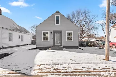 1715 N 8th St, Springfield, IL 62702