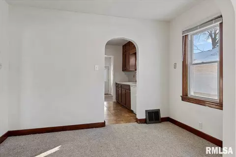 2370 E Reservoir St, Springfield, IL 62702 photo 8