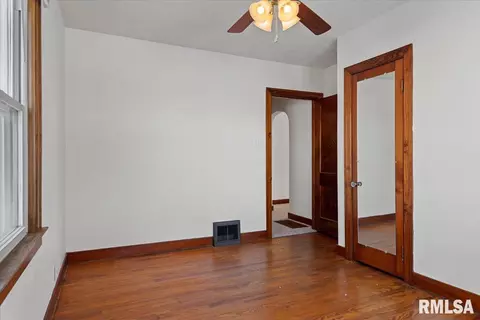 2370 E Reservoir St, Springfield, IL 62702 photo 18