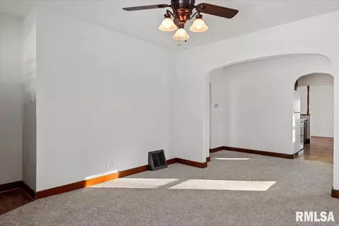 2370 E Reservoir St, Springfield, IL 62702 photo 5