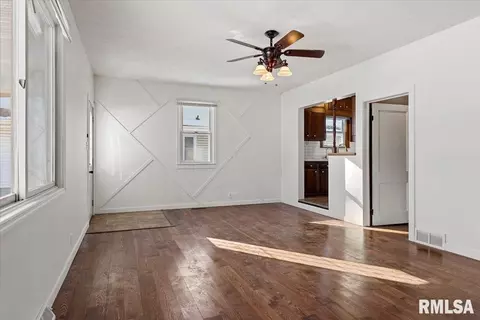 2370 E Reservoir St, Springfield, IL 62702 photo 15