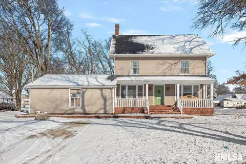 403 E Park St, Taylorville, IL 62568