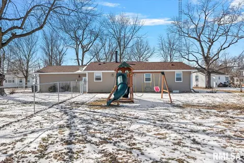 Exterior - 406 S Main St, Ohlman, IL 62076 photo 6 of 7