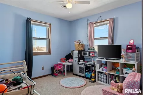 Bedroom - 406 S Main St, Ohlman, IL 62076 photo 3 of 6