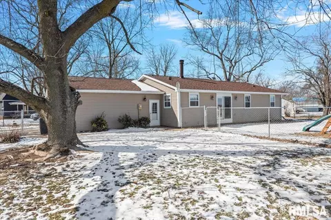 Exterior - 406 S Main St, Ohlman, IL 62076 photo 7 of 7