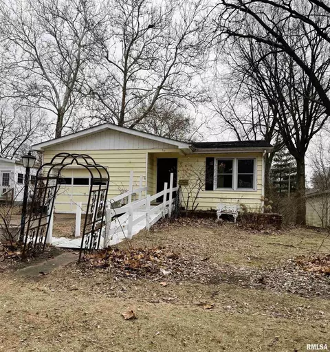 711 N Plum St, Havana, IL 62644