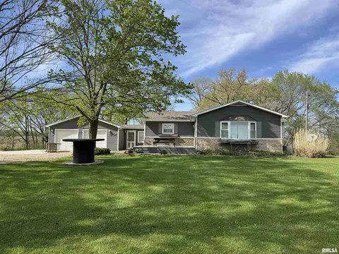 27 Knox Rd 650 N, Abingdon, IL 61410