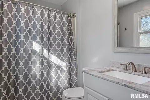 1916 Claremont Dr, Springfield, IL 62703 photo 22