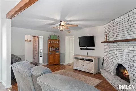 1916 Claremont Dr, Springfield, IL 62703 photo 9