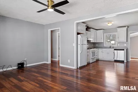 3320 Solar Ave, Springfield, IL 62707 photo 7