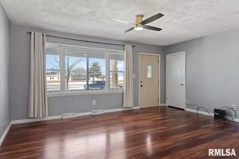 3320 Solar Ave, Springfield, IL 62707 photo 6