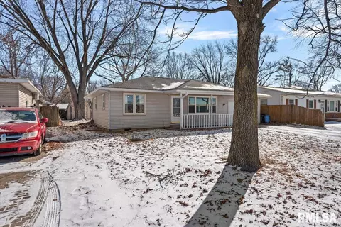3320 Solar Ave, Springfield, IL 62707 photo 2