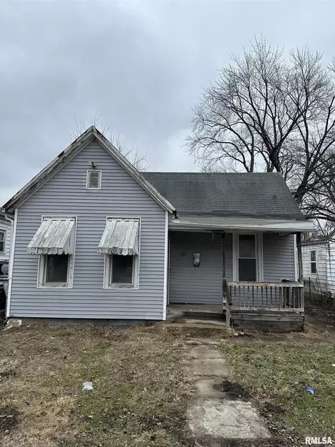 924 N 13th St, Springfield, IL 62703
