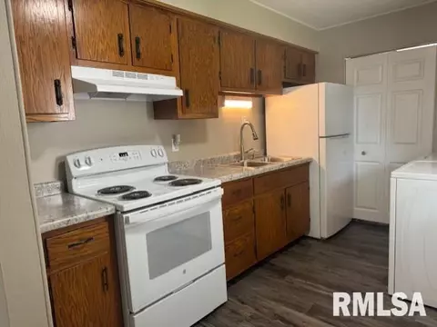 Other - 202 N State St, Springfield, IL 62702 photo 9 of 10