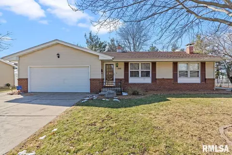 3101 Temple Dr, Springfield, IL 62704 photo 2