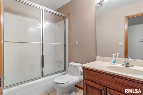 3101 Temple Dr, Springfield, IL 62704 photo 17