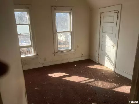 1419 S 1st St, Springfield, IL 62703 photo 8