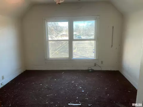 1419 S 1st St, Springfield, IL 62703 photo 9