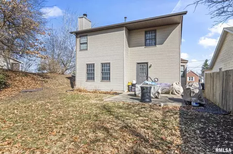 Other - 616 E Menard St, Riverton, IL 62561 photo 6 of 7