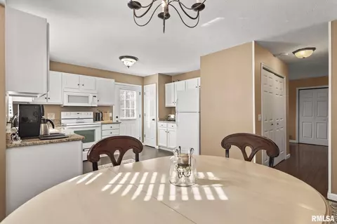 Other - 616 E Menard St, Riverton, IL 62561 photo 3 of 7