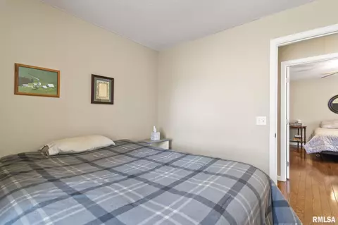Bedroom - 616 E Menard St, Riverton, IL 62561 photo 5 of 7