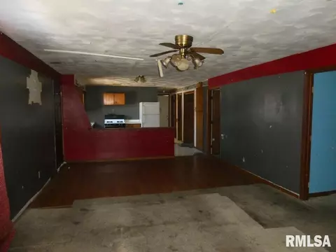 2238 E Laurel St, Springfield, IL 62703 photo 3