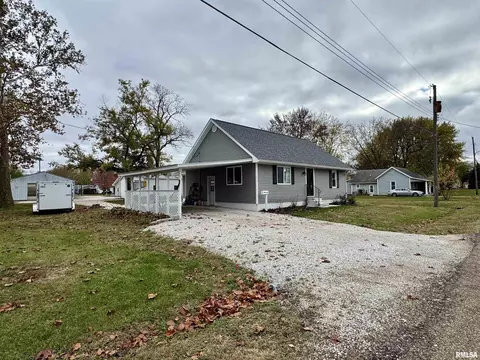 308 Mechanic St, Mount Sterling, IL 62353