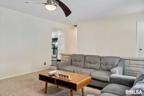 30 Providence Ln, Springfield, IL 62711 photo 7