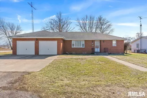 150 E Union St, Virden, IL 62690