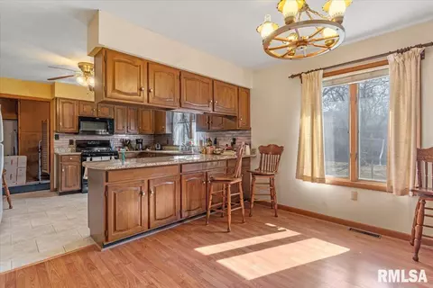 Kitchen - 150 E Union St, Virden, IL 62690 photo 1 of 4