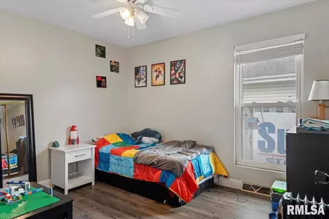 Bedroom - 2912 Lakeshire Dr, Springfield, IL 62707 photo 3 of 5
