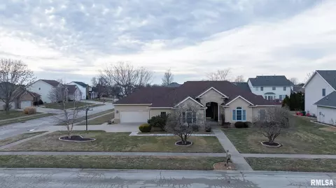 View/Area - 237 Manor Hill Dr, Chatham, IL 62629 photo 5 of 5
