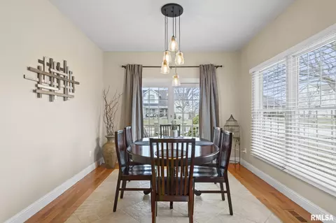 Dining - 237 Manor Hill Dr, Chatham, IL 62629 photo 1 of 5